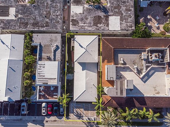 5th image of 4217 El Mar Dr