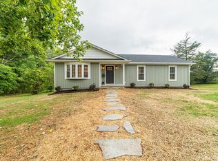82 Firefly Ln, Lynchburg, VA 24504