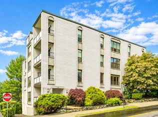 405 Langley Rd APT 2A, Newton Center, MA 02459