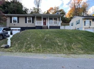 23 S Queens Ct, Huntington, WV 25705