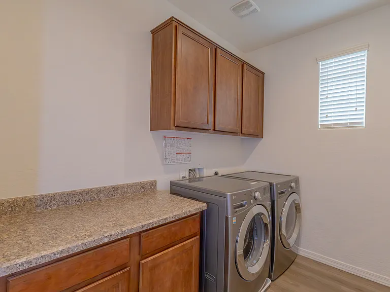 3674 E Turley St — Photo 9