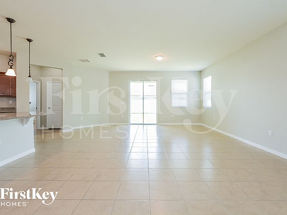 2nd image of 1511 Angler Ave