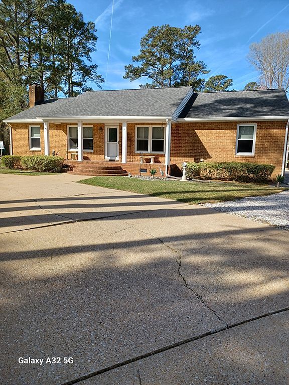 858 Waters Rd - Property Image