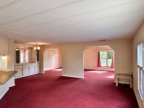 3rd image of 2229 Miramont Cir