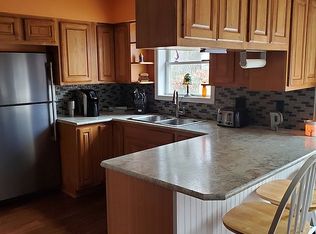 9542 N State Rd, Saint Louis, MI 48880