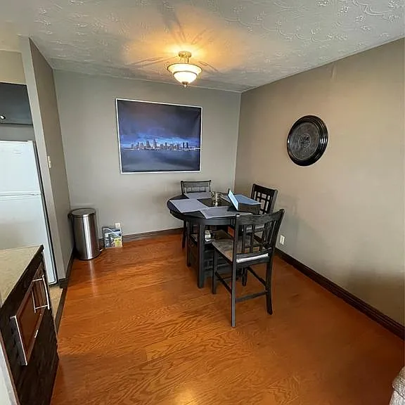 111 Riverside Dr E #1403 — Photo 9