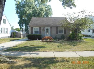 22420 Revere St, Saint Clair Shores, MI