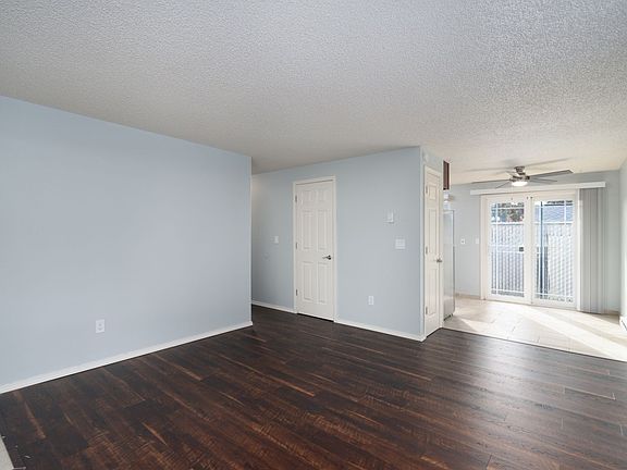 4th image of 4803 SE Boardman Ave #712