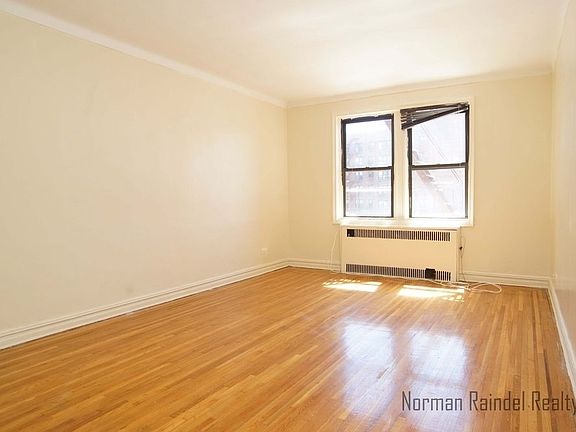 3rd image of 1900 Avenue W APT 3E