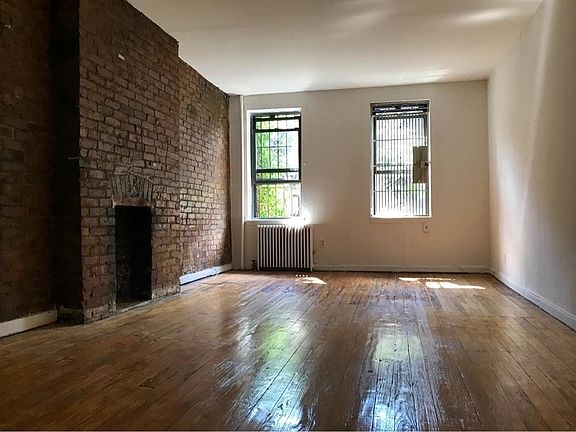 2nd image of 426 W 46th St APT 2C