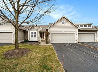8223 Woodstone Dr SE, Byron Center, MI 49315