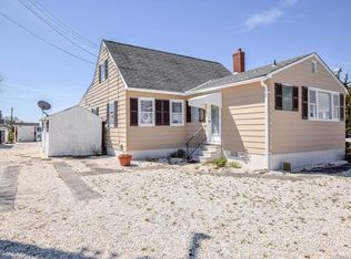 1053 Jennifer Ln, Manahawkin, NJ 08050