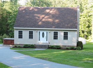 21 Ledgewood Dr, Hampden, ME 04444