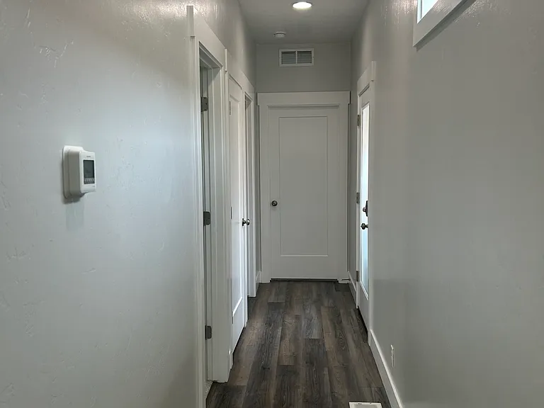 6405 W York St — Photo 12