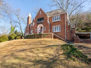 37 Sunset Dr, Anniston, AL 36207