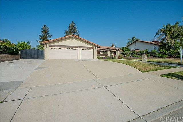 1st image of 6228 Amethyst St