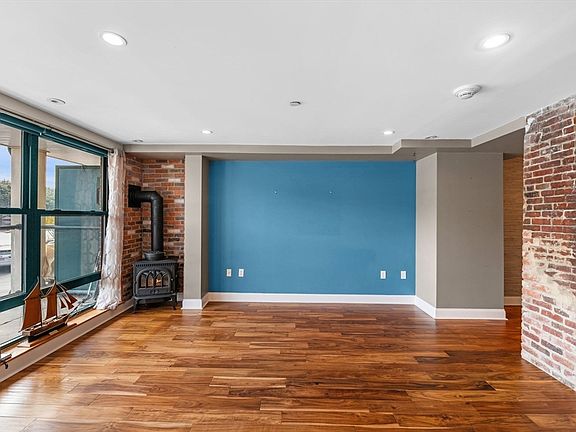 3rd image of 60 Merrimac St Unit 604
