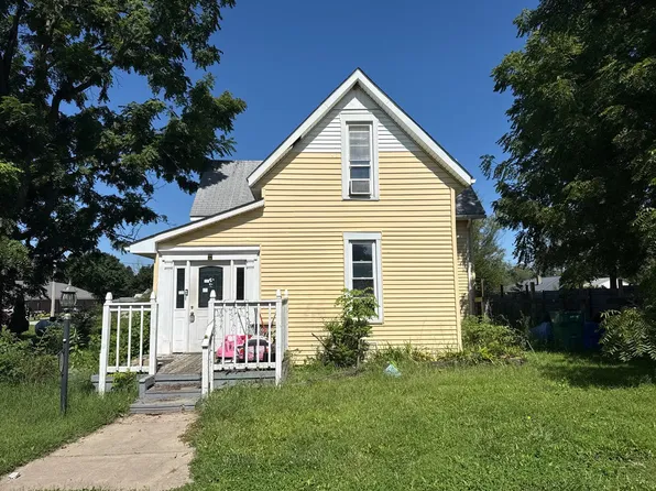 104 W Park St, Colfax, IN 46035