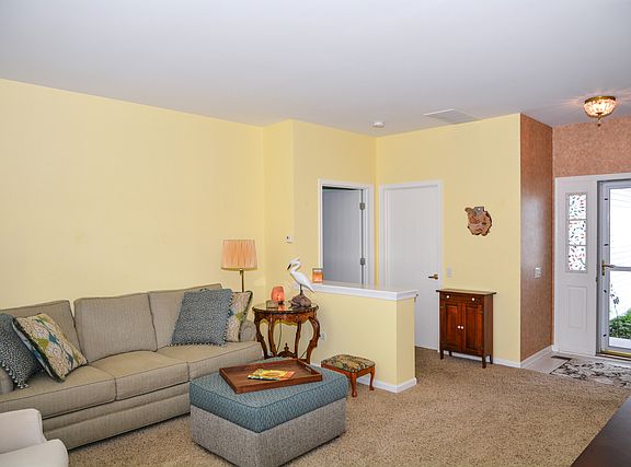 5th image of 13007 Summerview Dr