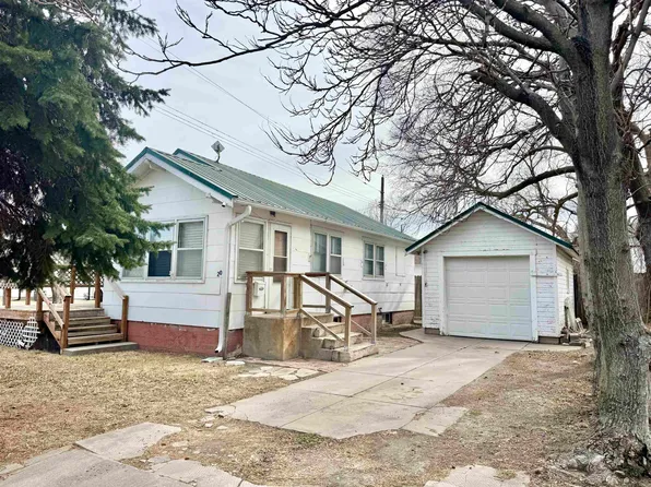 206 E I St, McCook, NE 69001