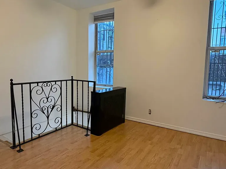 487 Carroll St #1 — Photo 9