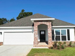 5847 Sargassum Ln, Milton, FL 32583