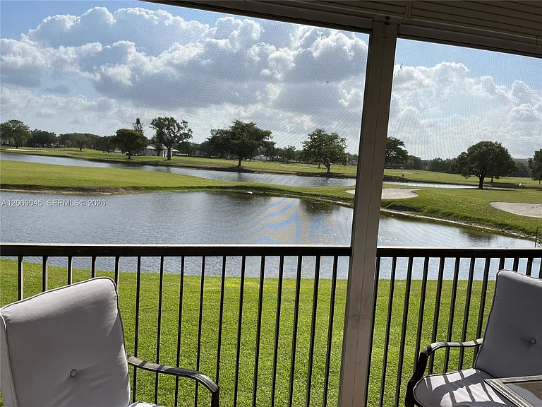 3150 W Rolling Hills Cir #201 — Photo 2