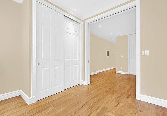 4th image of 404 E 88th St APT 2E