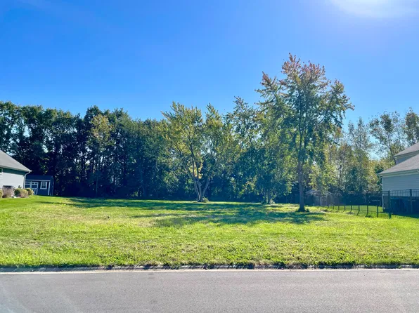 7145 Fawn Valley Dr, Schererville, IN 46375