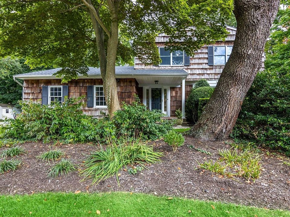 1st image of 35 Dogwood Hollow Lane