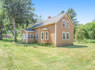 2880 Coloma Rd, Benton Harbor, MI 49022