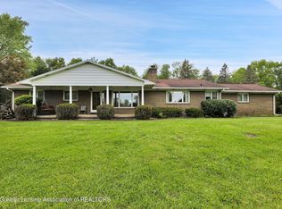 847 Waverly Rd, Dimondale, MI 48821