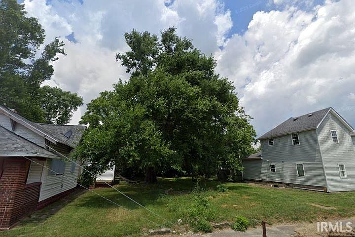 1st image of 1420 E Willard St
