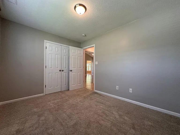 102 Brookhaven Dr — Photo 29