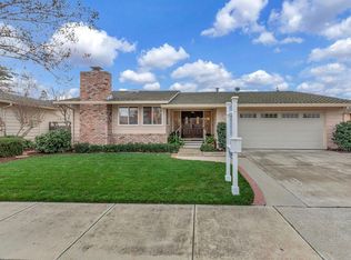 1186 Hacienda Dr, Gilroy, CA 95020