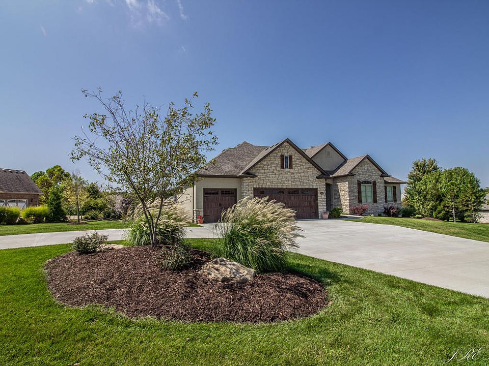 1st image of 2305 Bluff Creek Dr