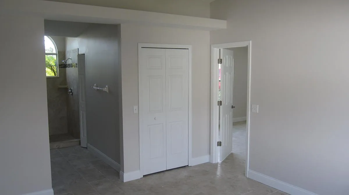3 bed, 1556 sqft, $2,400 — Photo 2