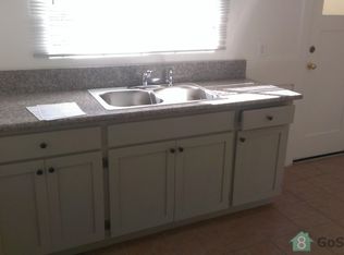 137 W 56th St, Los Angeles, CA 90037