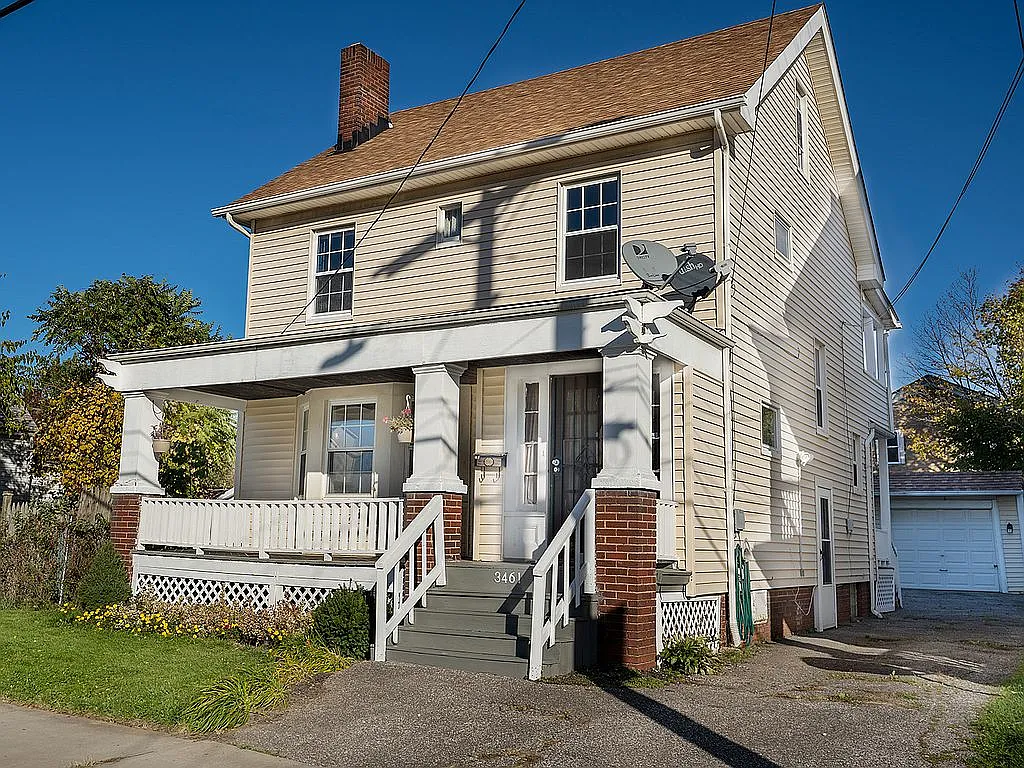 3461 W 45th St photo 1