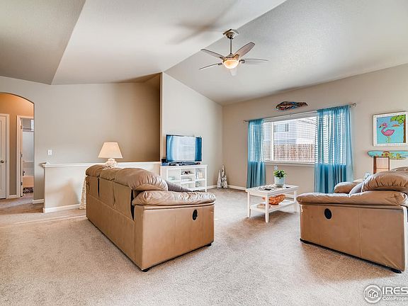 4th image of 885 Pioneer Dr