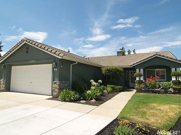 2nd image of 2319 Jonathon Ct