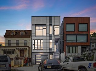 91 Pearsall Ave, Jersey City, NJ 07305