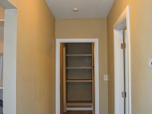 3rd image of 611 Sheridan St #C