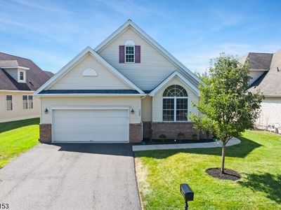 152 Canal Walk Blvd, Somerset, NJ, 08873