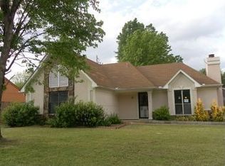 6040 Valleydale Dr, Memphis, TN 38141