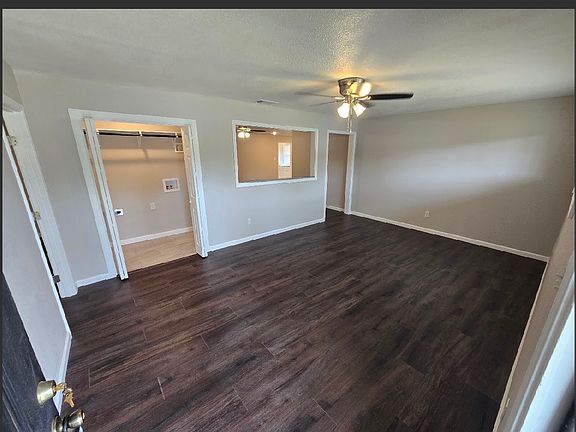 5th image of 3811 33rd St