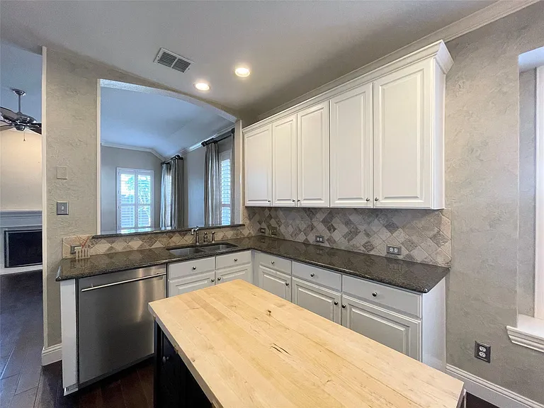 2709 Buck Hill Dr — Photo 7