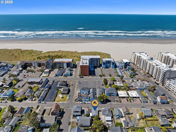 461 S Columbia St, Seaside, OR 97138