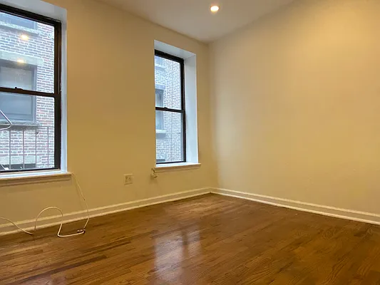 Rented by Corcoran | media 12