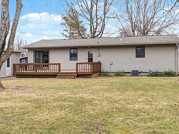 5th image of 109 Duea Cir